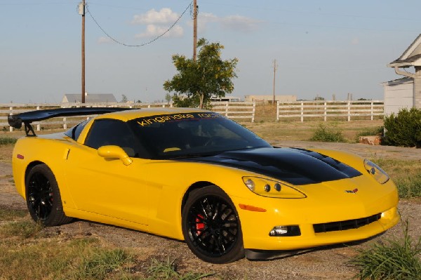 kingsnake racing c6.k after installation of CF wing, CF hood and ZR1 replic