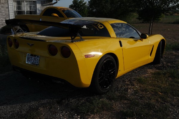 kingsnake racing c6.k after installation of CF wing, CF hood and ZR1 replic