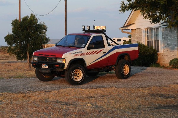 JeffBs 1988 Nissan Desert Runner 4x4 Hardbody