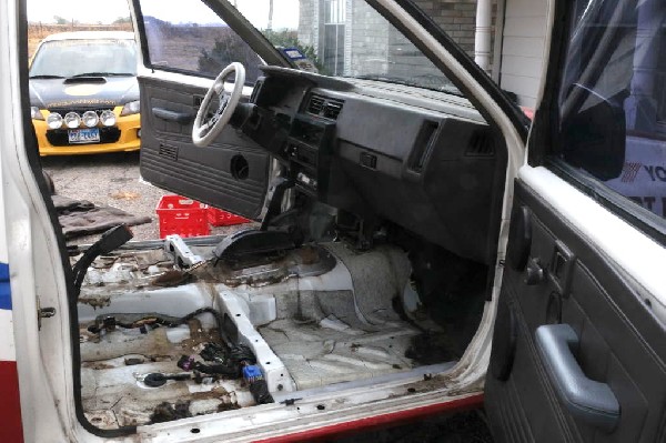 JeffBs 1988 Nissan Desert Runner 4x4 Hardbody Restoration Project - photo b