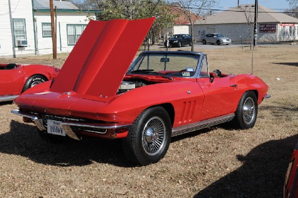 Leander Cars and Coffee Car Show, Leander Texas - 11/28/10 - photo by Jeff