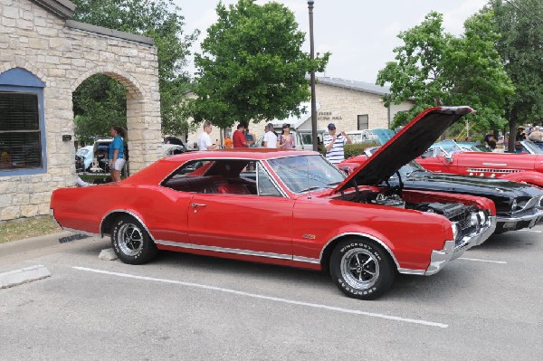 Cars and Coffee Car Show, 05/01/2011 Leander, Texas photo by jeff barringer