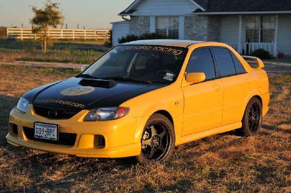kingsnake racing 2003.5 MazdaSpeed Protege gets it's first graphic set